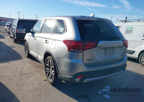 2018 Mitsubishi Outlander Se from USA, damaged, VIN JA4AD3A30JZ010327